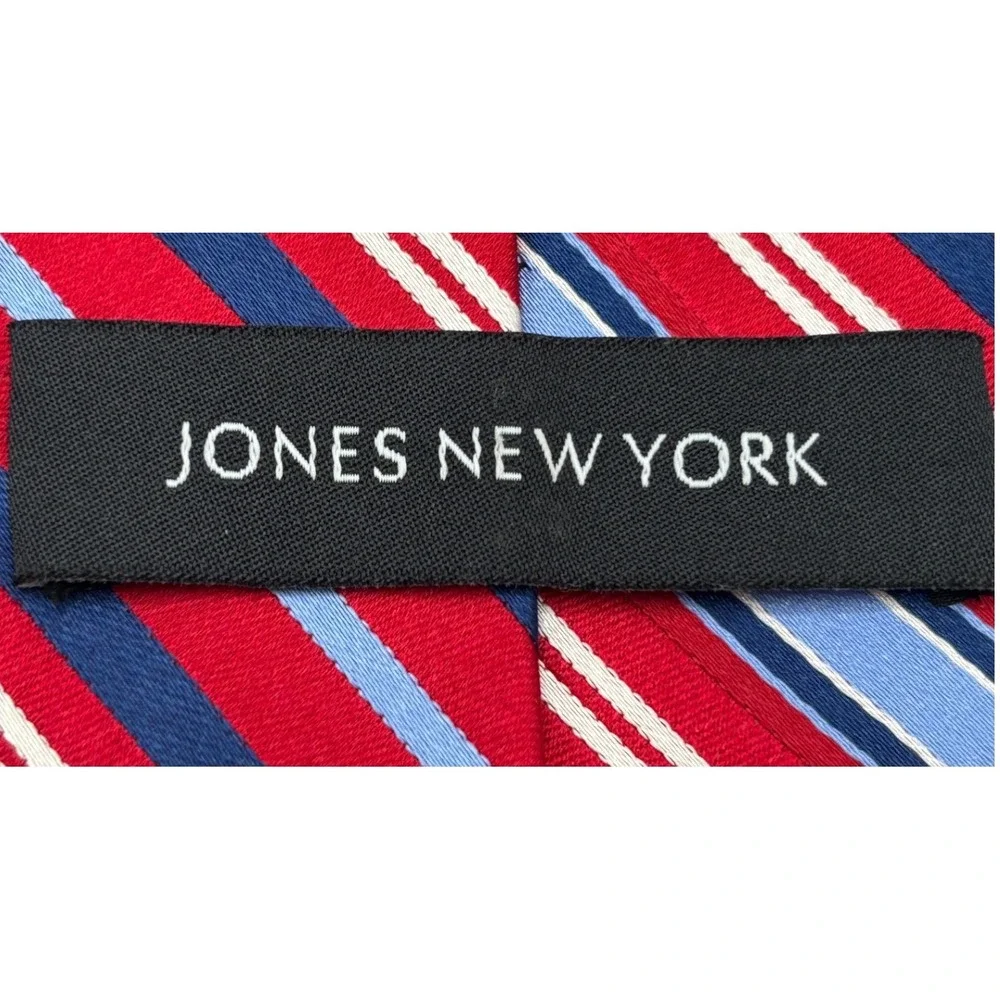 Jones New York Men's Silk Necktie Red Blue White Diagonal Stripe Classic Tie